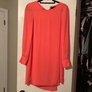 BCBGMaxazria coral long sleep mini with faux cape